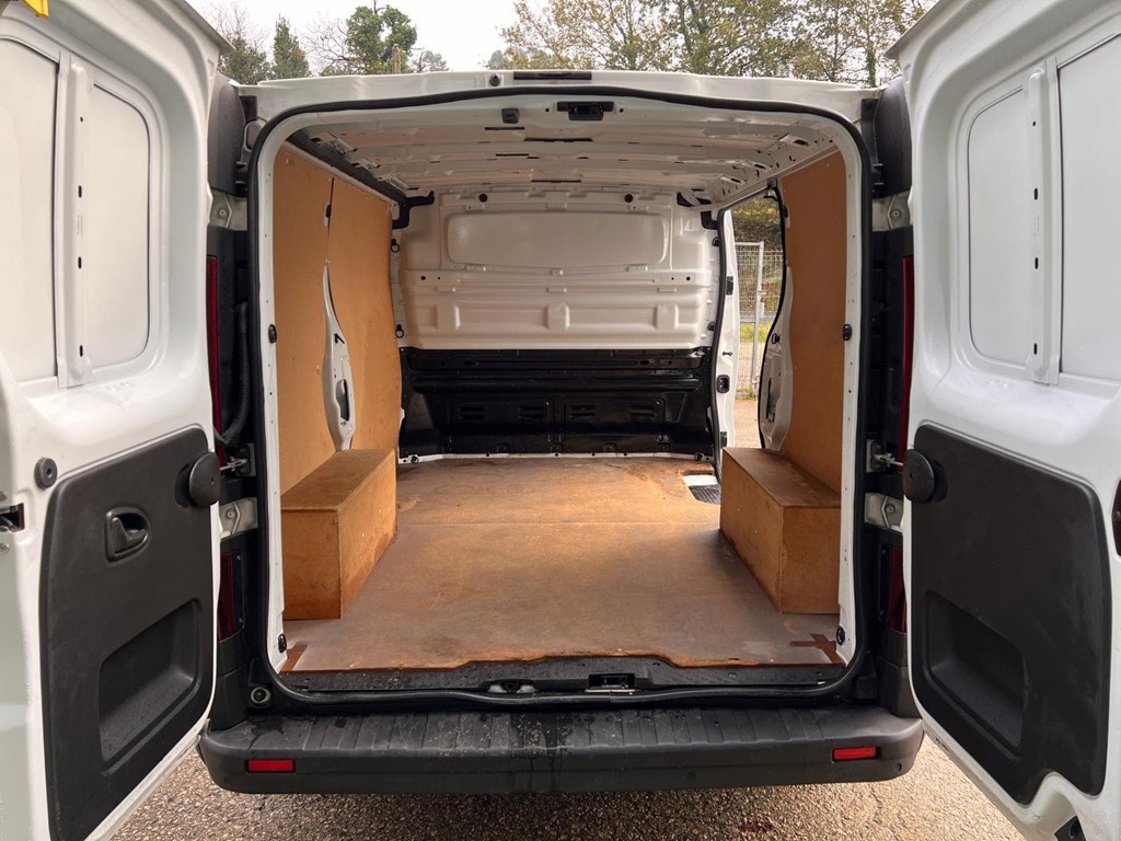 Foto 15 RENAULT-TRAFIC L1 H1