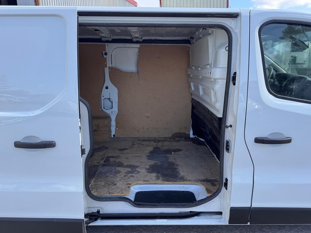Foto 15 RENAULT-TRAFIC L1H1 0LPN