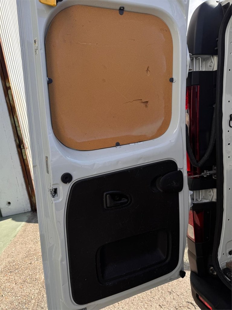 Foto 22 RENAULT-TRAFIC L1H1 0LPN