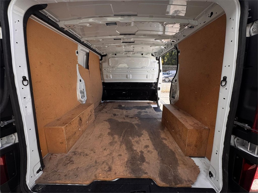 Foto 23 RENAULT-TRAFIC L1H1 0LPN