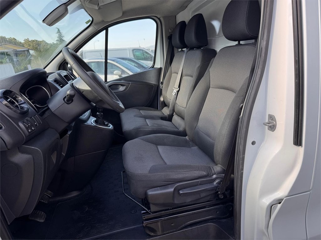 Foto 5 RENAULT-TRAFIC L1H1 0LPN
