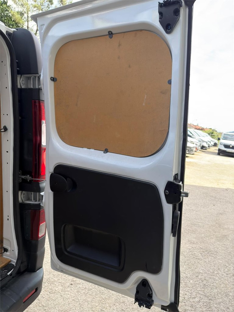 Foto 21 RENAULT-TRAFIC L1H1 0LPN