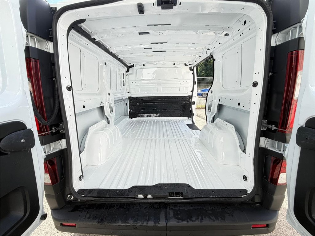 Foto 20 RENAULT-TRAFIC  L1H1 14LRX