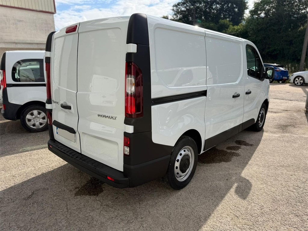 Foto 3 RENAULT-TRAFIC  L1H1 14LRX
