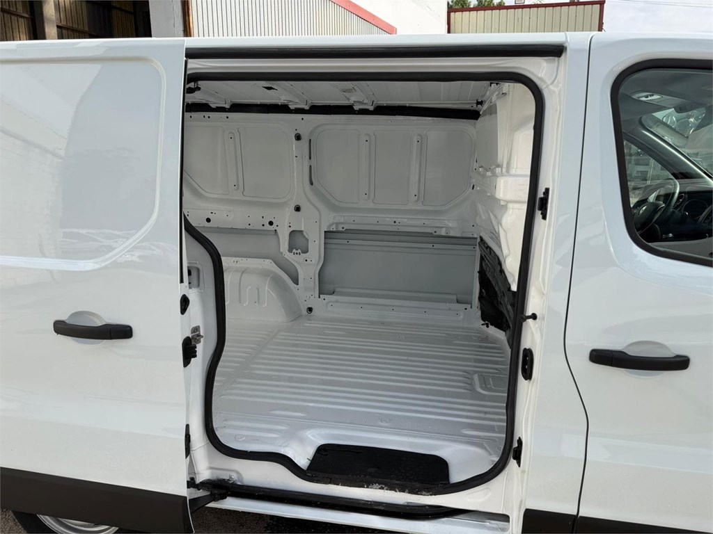 Foto 6 RENAULT-TRAFIC  L1H1 14LRX