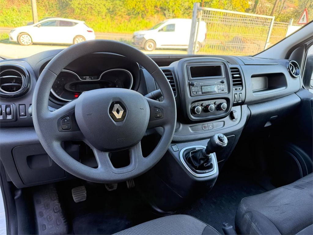 Foto 12 RENAULT-TRAFIC L1H1 5LPL