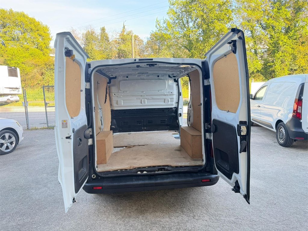 Foto 6 RENAULT-TRAFIC L1H1 5LPL