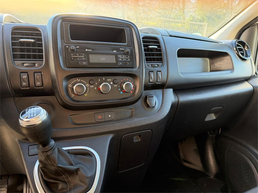 Foto 13 RENAULT-TRAFIC L1H1 5LPN