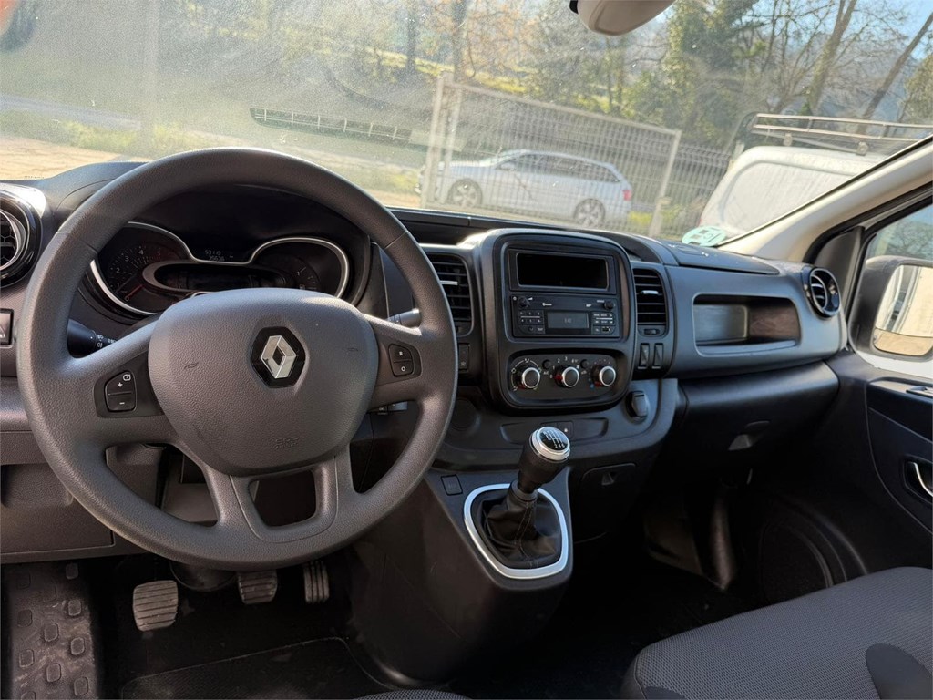 Foto 15 RENAULT-TRAFIC L1H1 5LPN