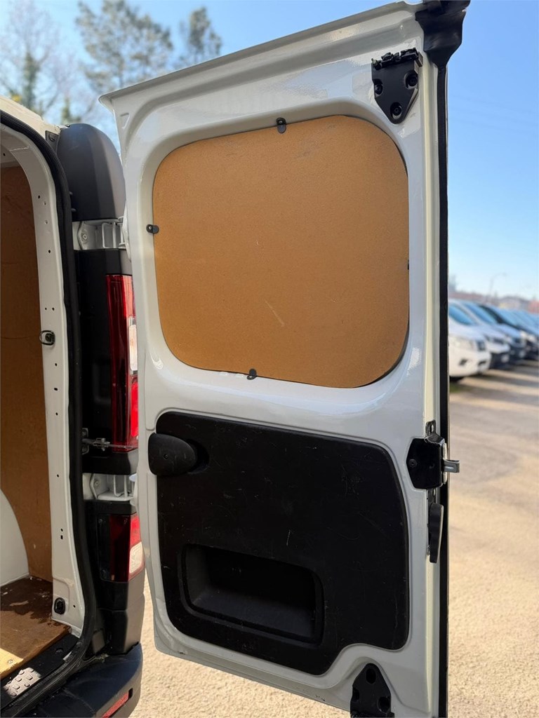 Foto 27 RENAULT-TRAFIC L1H1 5LPN