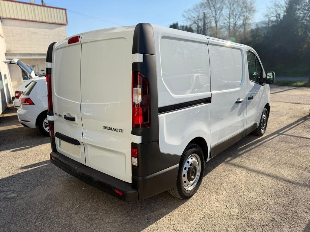 Foto 4 RENAULT-TRAFIC L1H1 5LPN