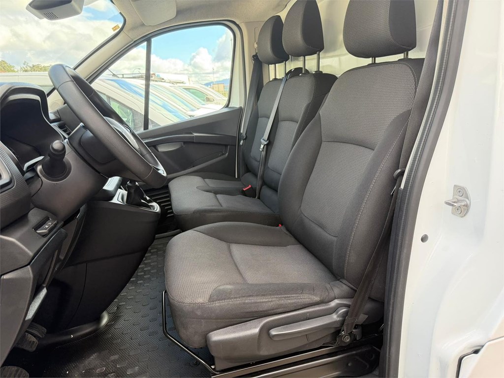 Foto 10 RENAULT-TRAFIC L1H1 60MBN