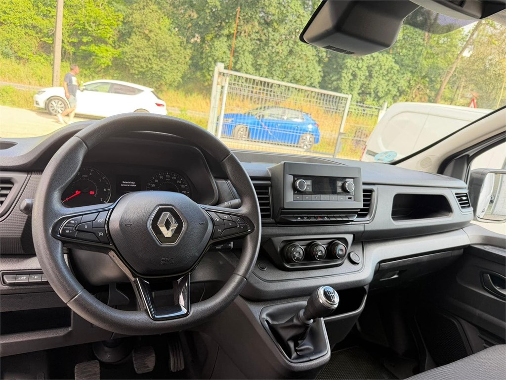 Foto 12 RENAULT-TRAFIC L1H1 60MBN