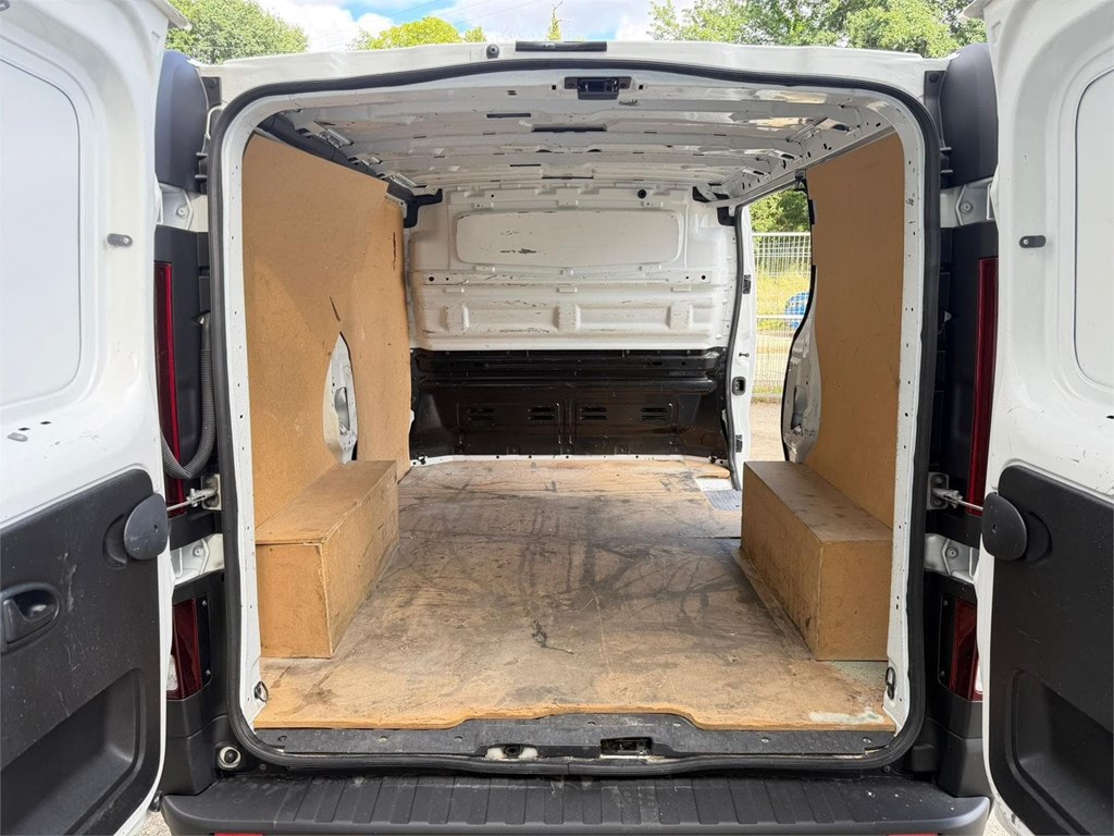 Foto 20 RENAULT-TRAFIC L1H1 60MBN