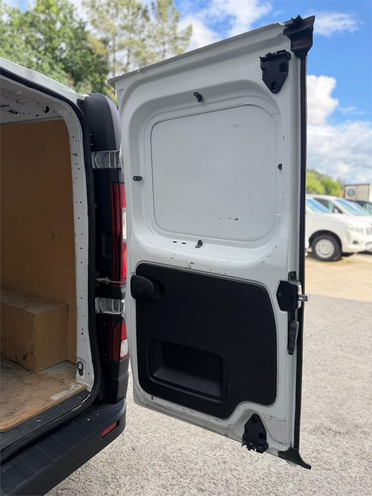 Foto 21 RENAULT-TRAFIC L1H1 60MBN