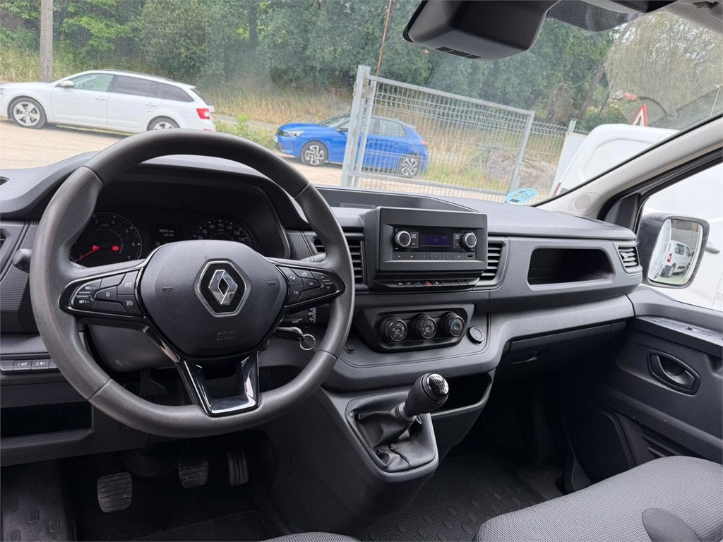 Foto 14 RENAULT-TRAFIC L1H1 71MBN