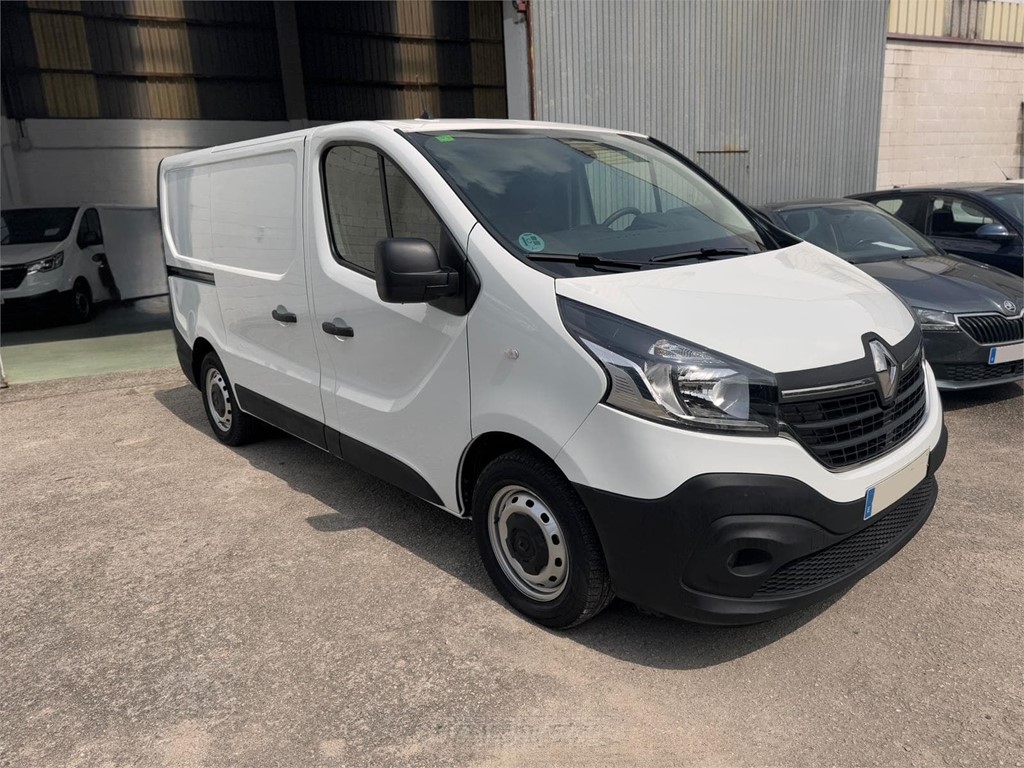 Foto 2 RENAULT-TRAFIC L1H1 7LPN