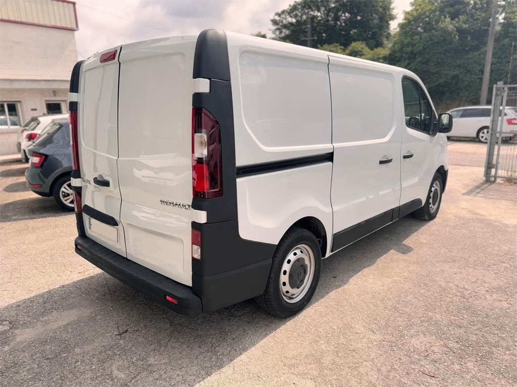 Foto 4 RENAULT-TRAFIC L1H1 7LPN