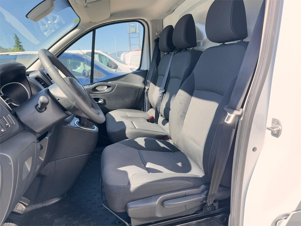 Foto 17 RENAULT-TRAFIC L1H1 8LPN