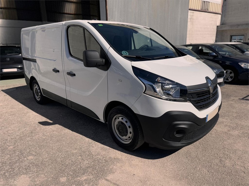 Foto 2 RENAULT-TRAFIC L1H1 8LPN