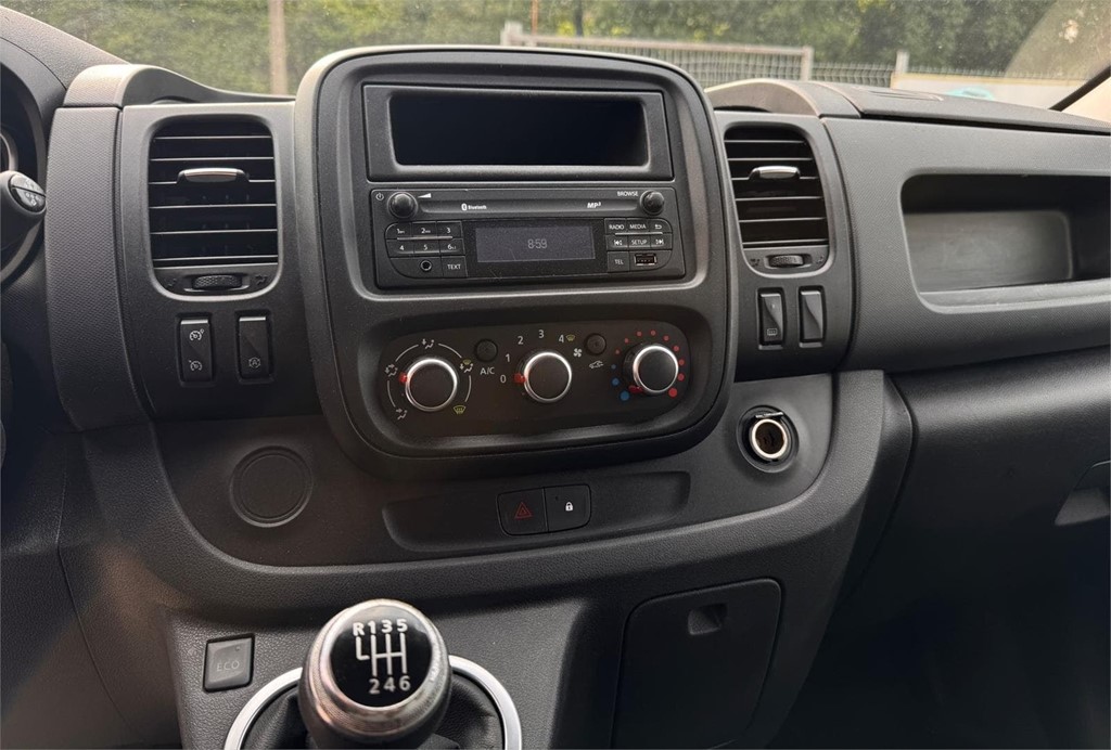 Foto 13 RENAULT-TRAFIC L1H1 ISOTERMO IR 4LNG