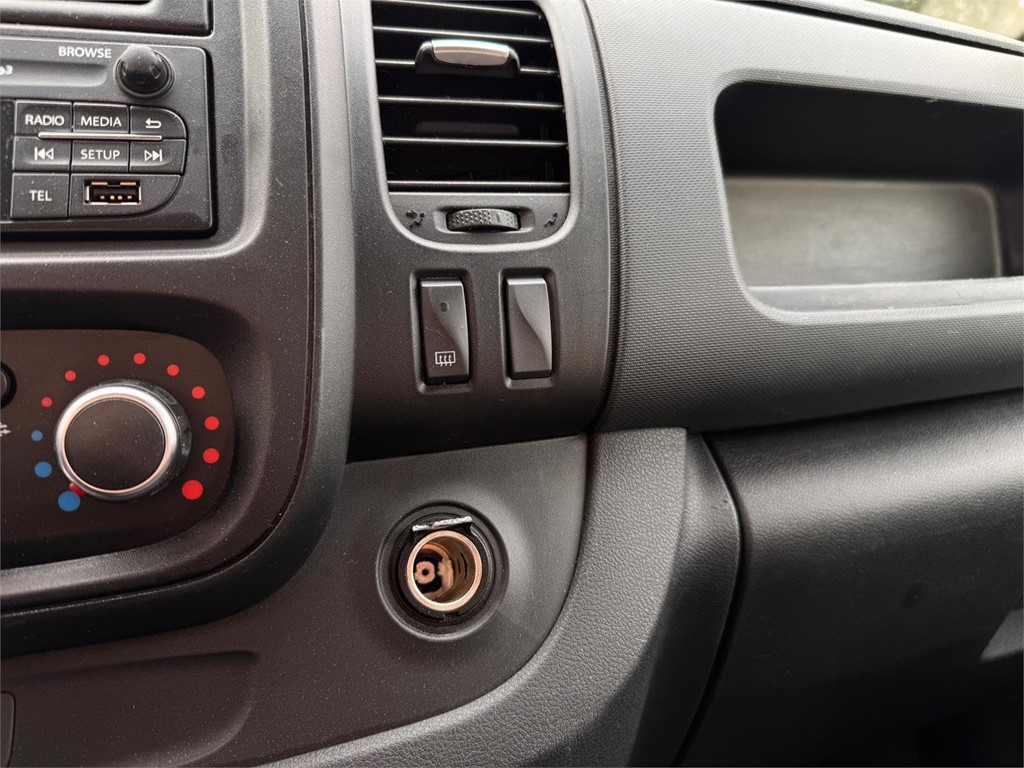 Foto 14 RENAULT-TRAFIC L1H1 ISOTERMO IR 4LNG