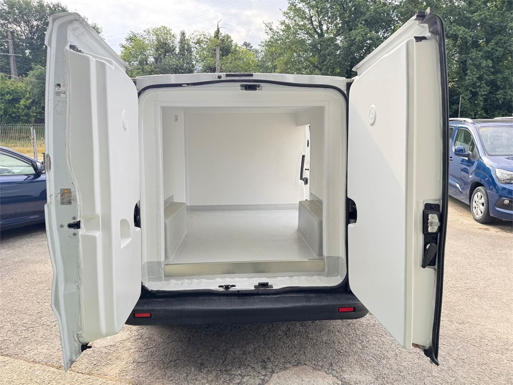 Foto 22 RENAULT-TRAFIC L1H1 ISOTERMO IR 4LNG