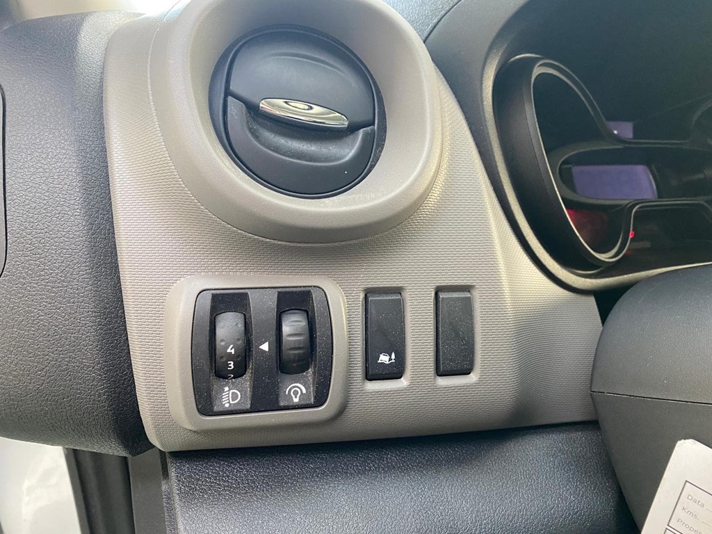 Foto 10 RENAULT-TRAFIC L2 H1