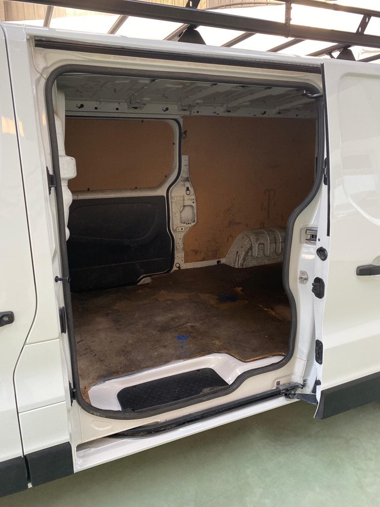 Foto 13 RENAULT-TRAFIC L2 H1