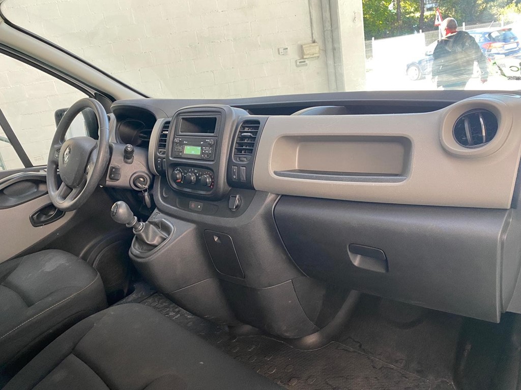 Foto 7 RENAULT-TRAFIC L2 H1