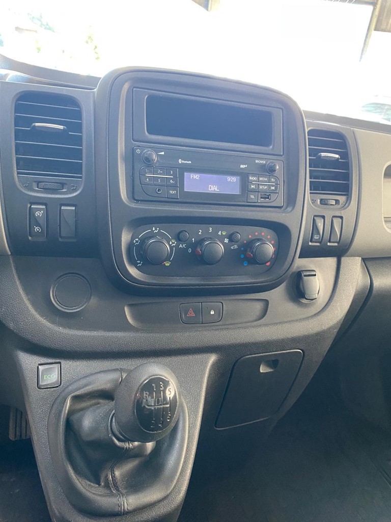 Foto 9 RENAULT-TRAFIC L2 H1