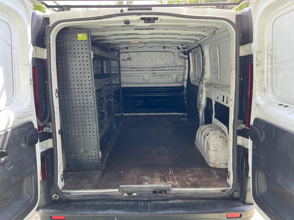 Foto 9 RENAULT-TRAFIC L2 H1