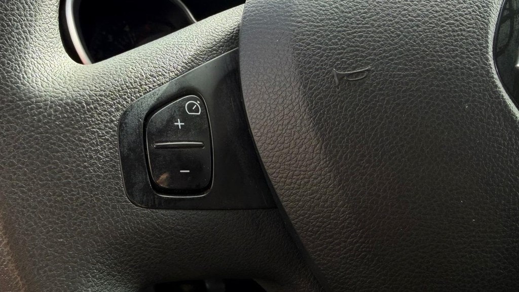 Foto 11 RENAULT-TRAFIC L2H1 5LMJ