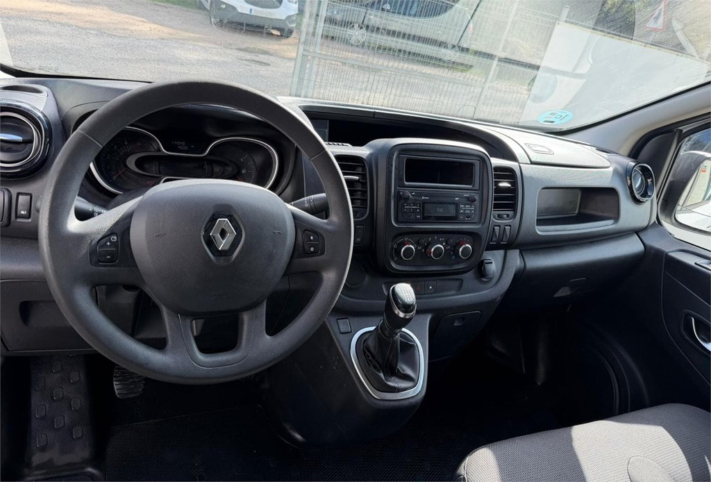 Foto 15 RENAULT-TRAFIC L2H1 5LMJ