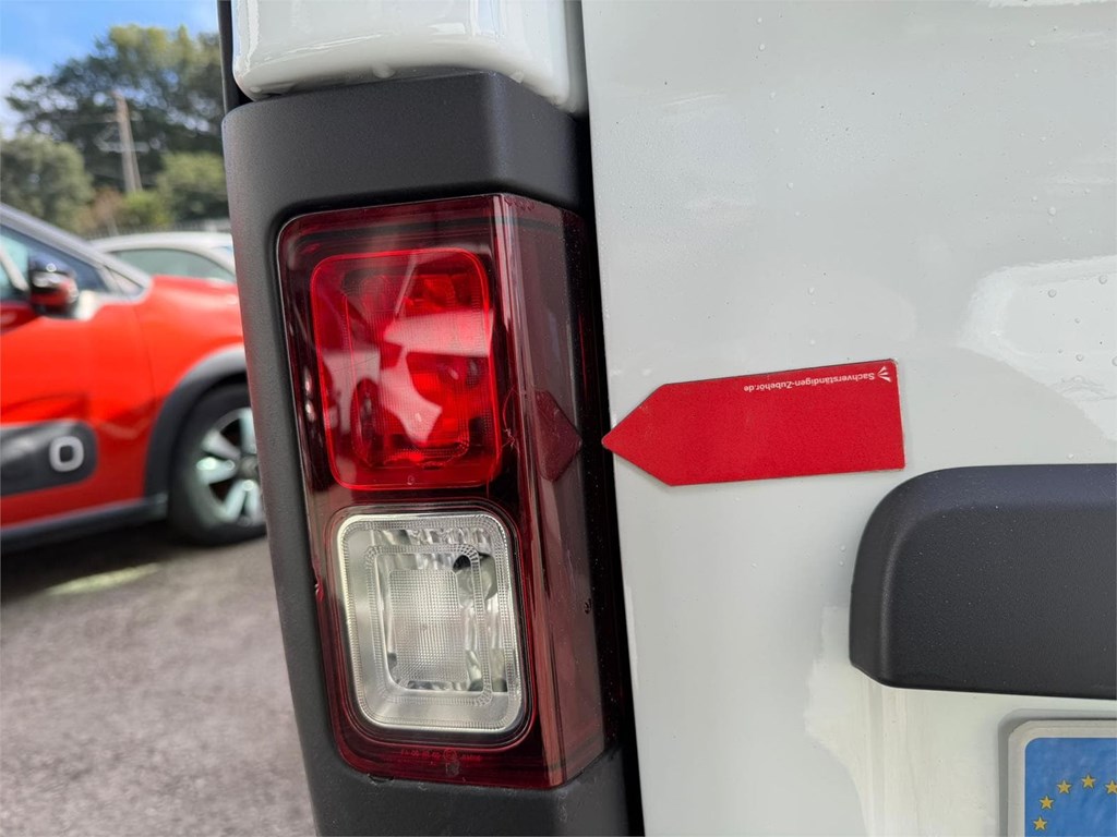 Foto 17 RENAULT-TRAFIC L2H1 5LMJ