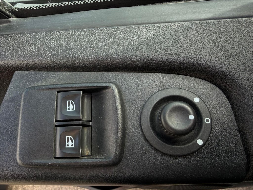 Foto 8 RENAULT-TRAFIC L2H1 5LMJ