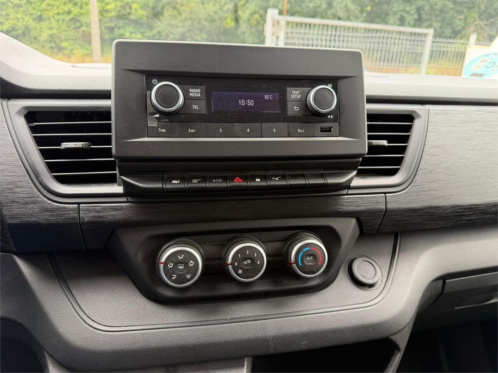 Foto 6 RENAULT-TRAFIC L2H1 5MHL