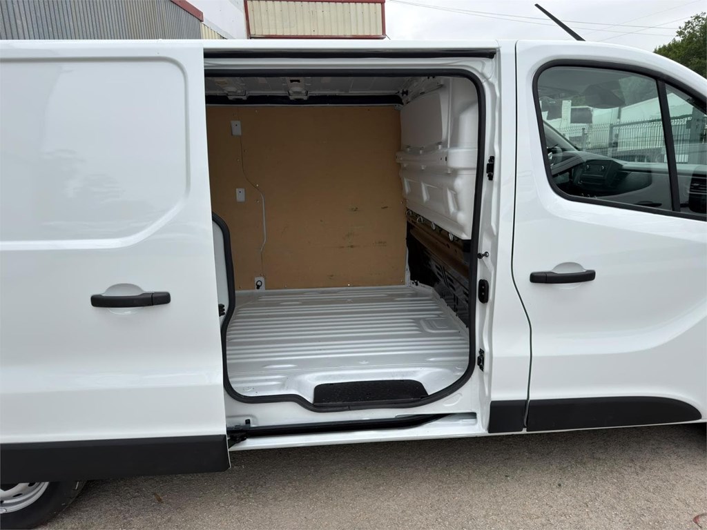 Foto 7 RENAULT-TRAFIC L2H1 95MHL