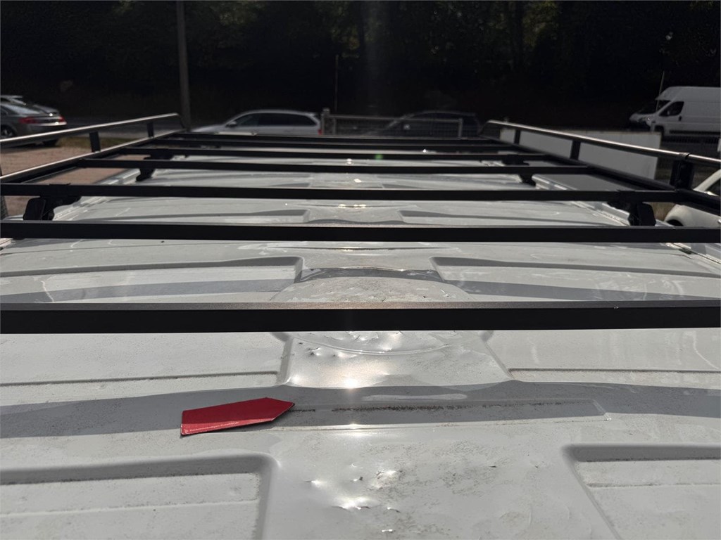 Foto 28 RENAULT-TRAFIC  L2H1  9LMN
