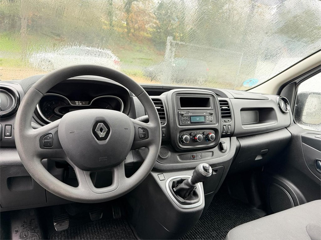 Foto 14 RENAULT-TRAFIC L2H1 ISOTERMO IR