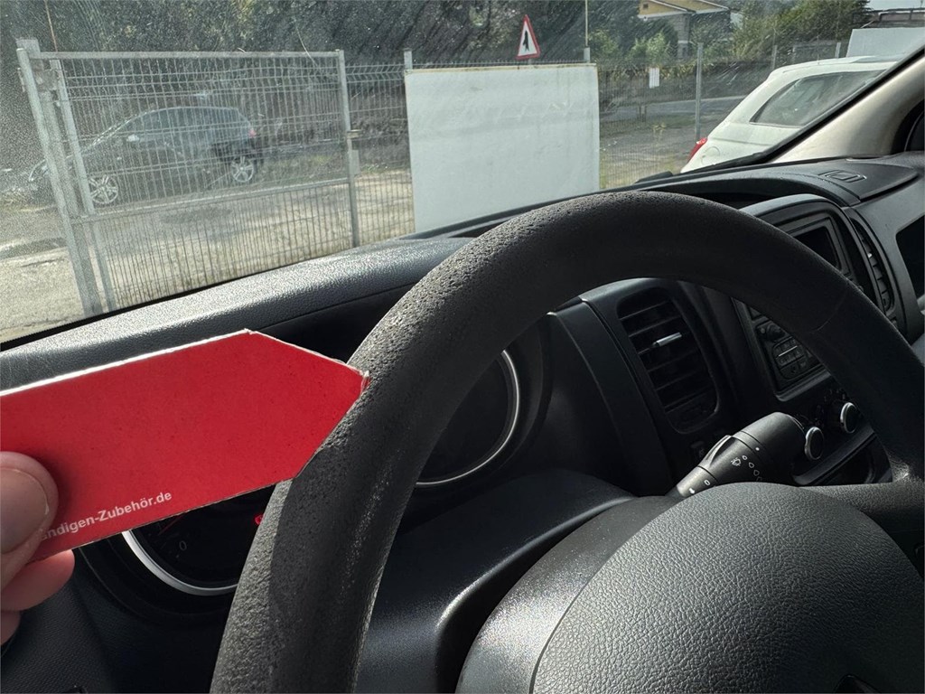 Foto 21 RENAULT-TRAFIC  L2H1 
