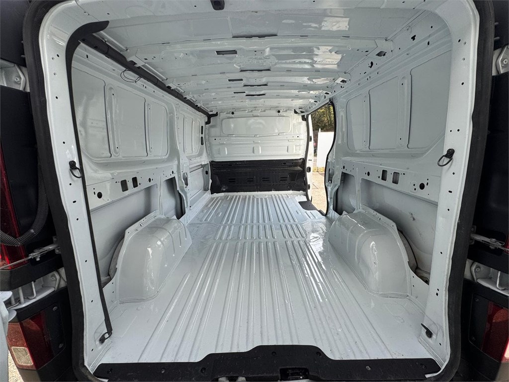Foto 24 RENAULT-TRAFIC  L2H1 