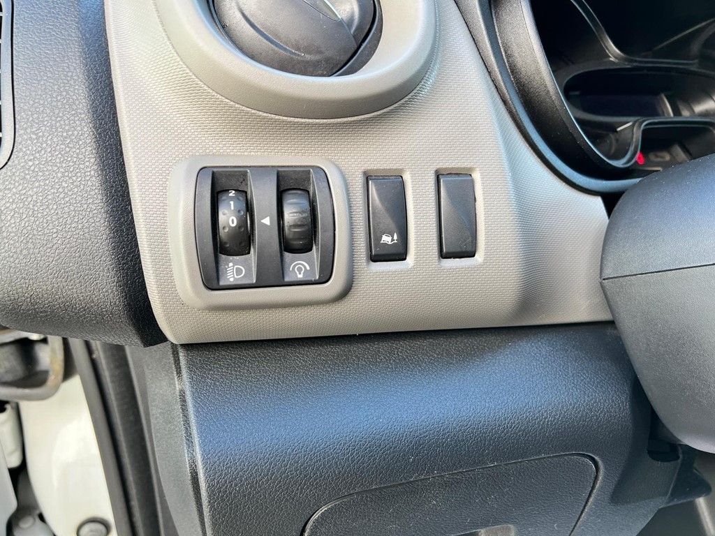 Foto 11 RENAULT-TRAFIC L2H1