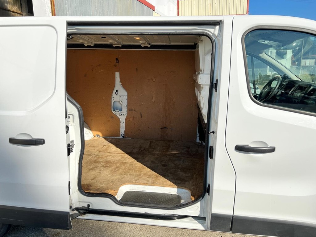 Foto 13 RENAULT-TRAFIC L2H1