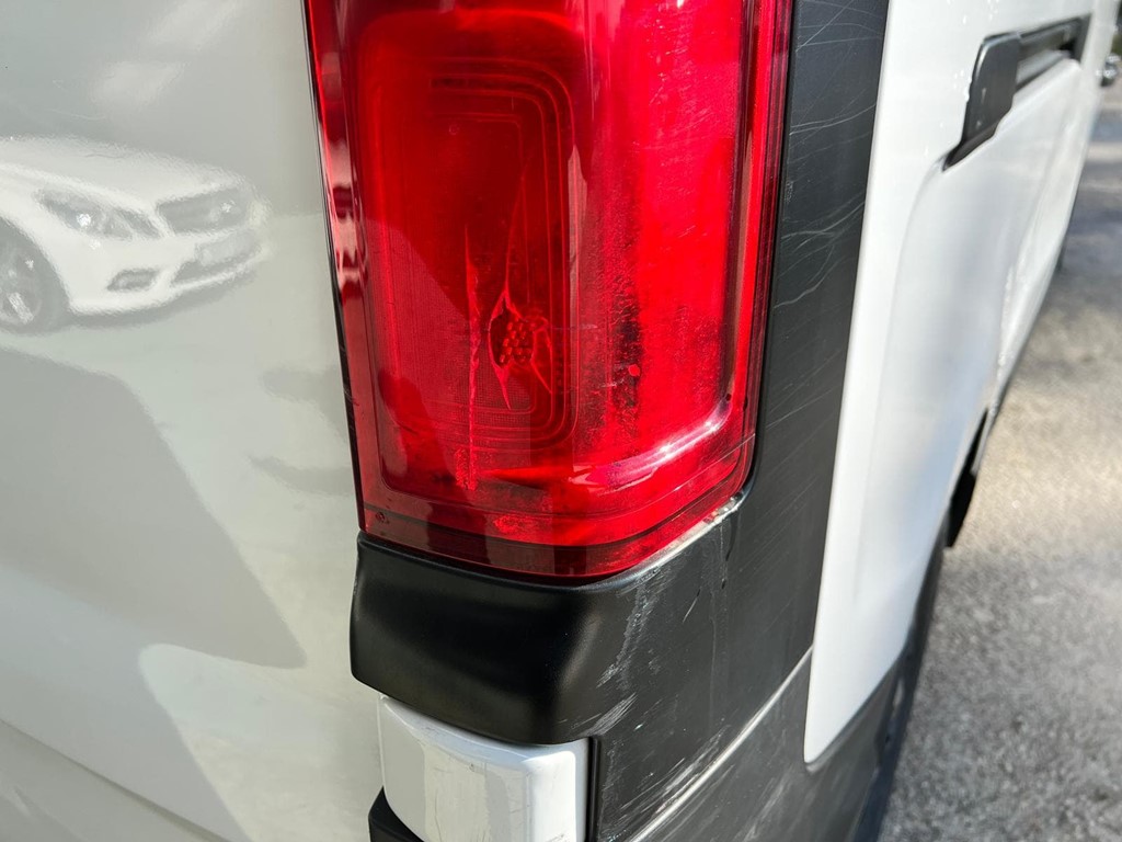 Foto 25 RENAULT-TRAFIC L2H1