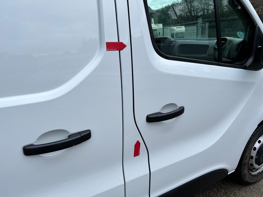 Foto 26 RENAULT-TRAFIC L2H1 