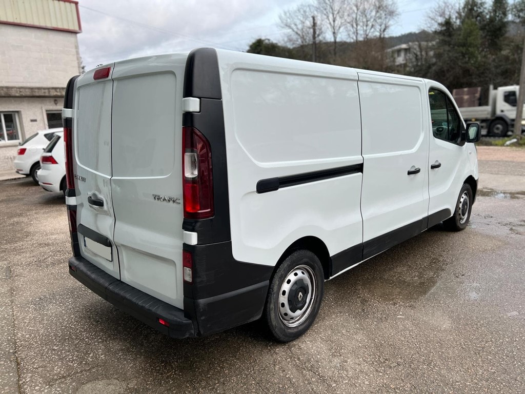 Foto 4 RENAULT-TRAFIC L2H1 