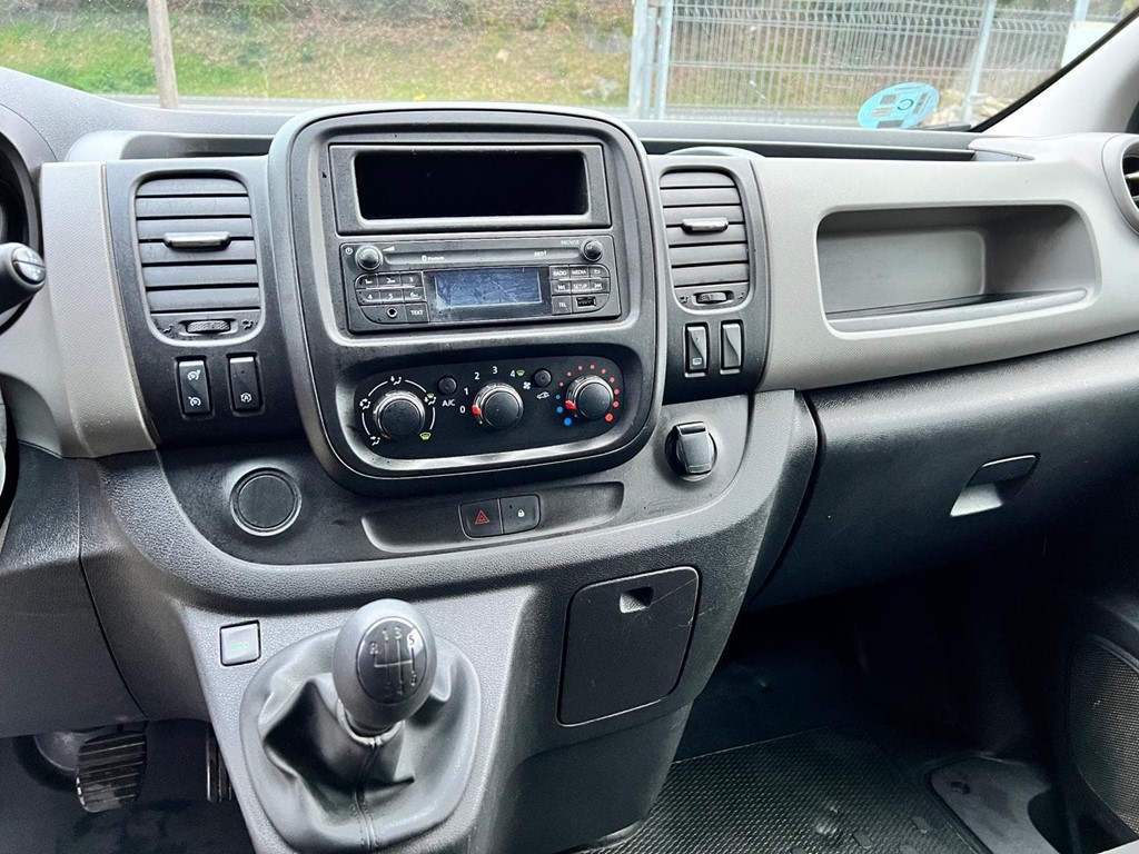 Foto 6 RENAULT-TRAFIC L2H1 