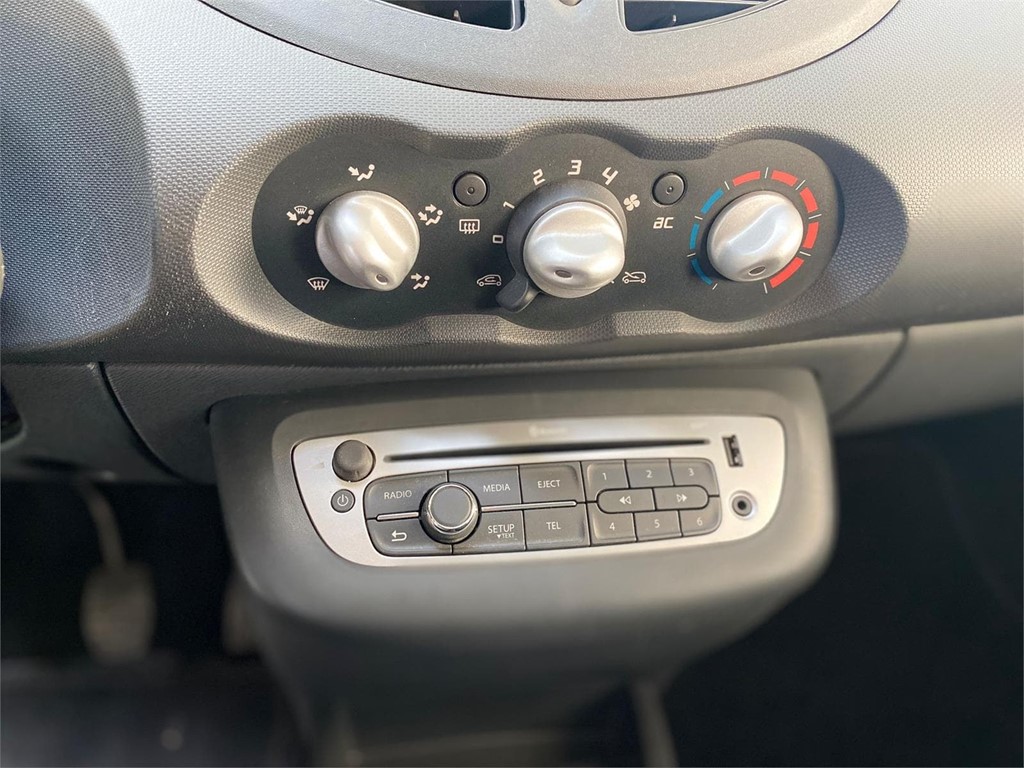 Foto 10 RENAULT-TWINGO SOCIETE