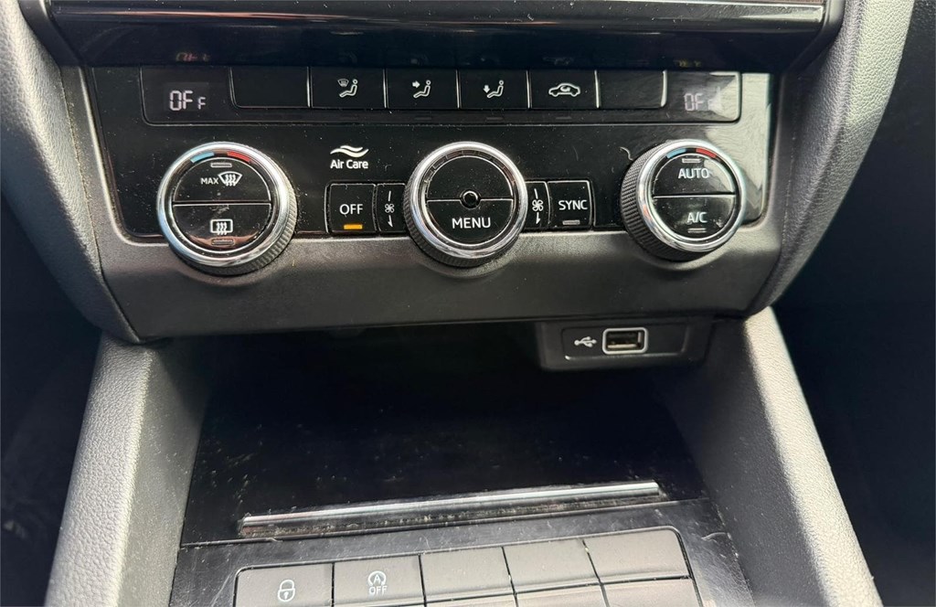 Foto 12 SKODA-OCTAVIA COMBI CR  2KWZ